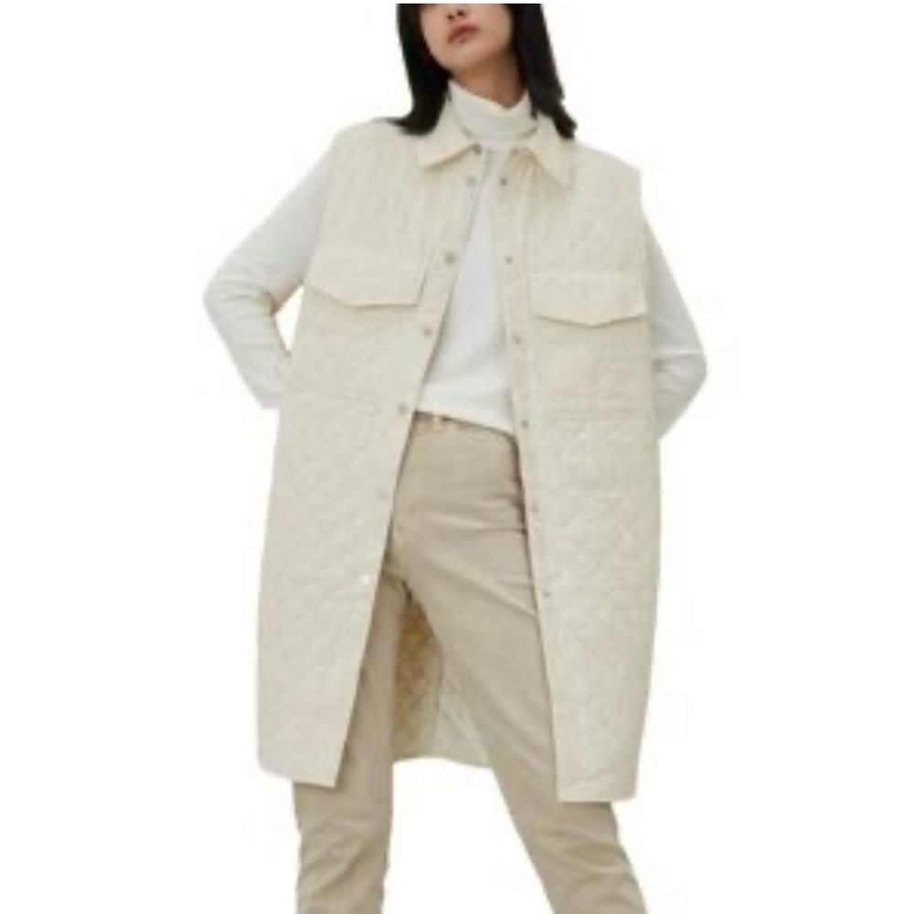 H&M Cream Quilted Long Vest Size M
#1409
